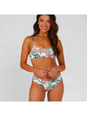 Salty Crew Sessions White Tropic Bikini Top In Size XS